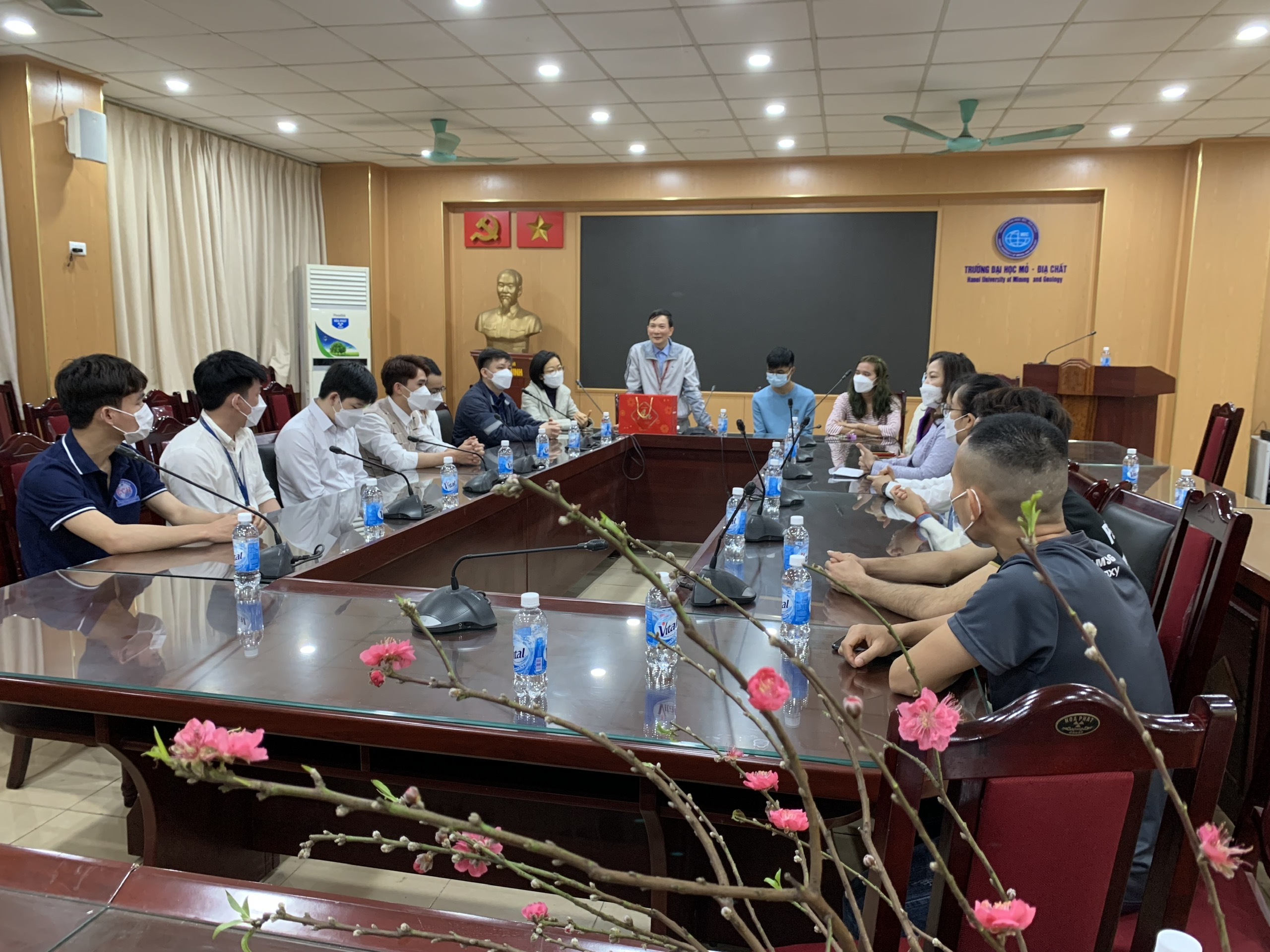chương trình tiên tiến
